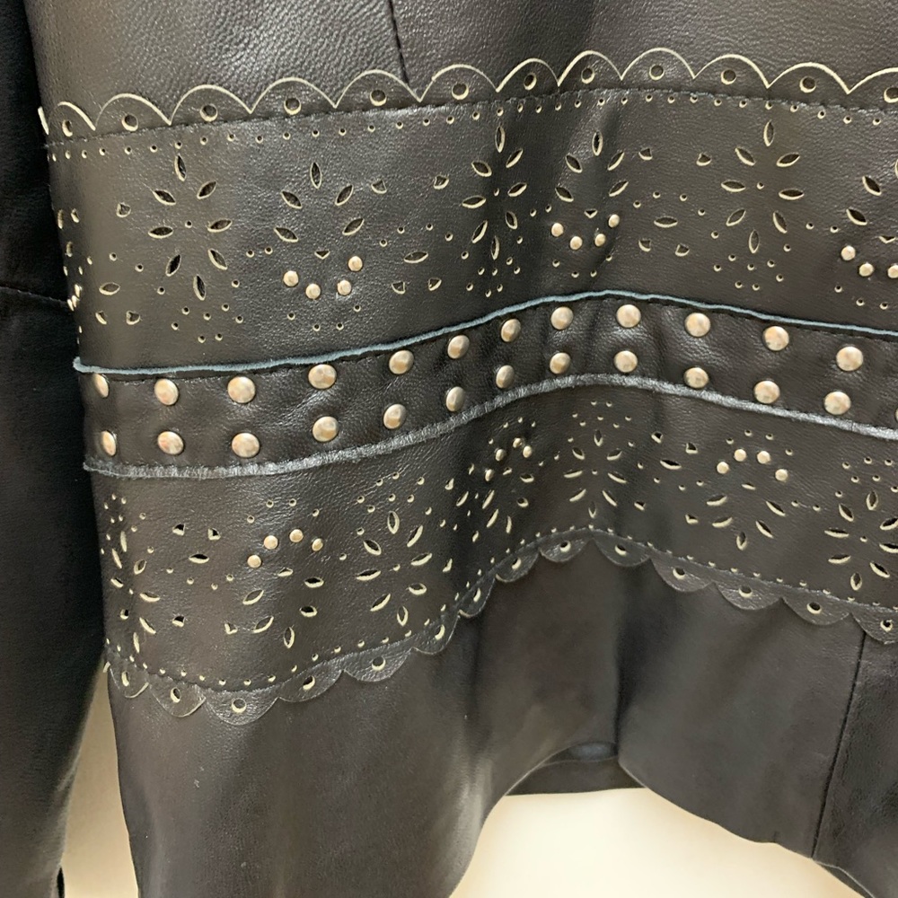 Pamela McCoy black leather jacket with studs and buckles in size M - Picture 6 of 9